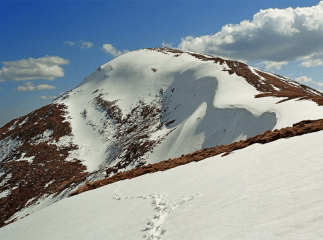 Вночі у горах рятувальники шукали чоловіка, що заблукав