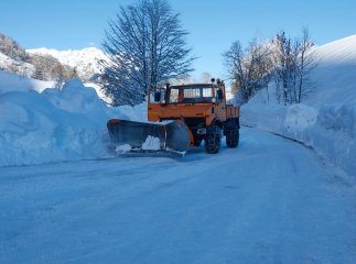 Дорожні служби на Закарпатті працюють у цілодобовому посиленому режимі