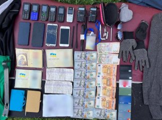 Поліці затримала квартирників