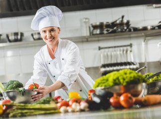 Робота на Закарпатті: зарплата та які є вакансії на початку року