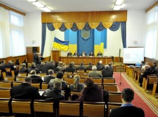 Депутат Міжгірської районної ради використав чергову сесію, щоб оголосити про створення Народної ради