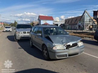 Машини зробили «доміно»: їзда напідпитку обернулась потрійною аварією