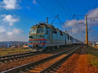 На Мукачівщині через підозрілий предмет призупинили рух заліхничного транспорту