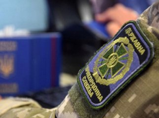 В Ужгороді молодят розвернули на кордоні з несподіваної причини