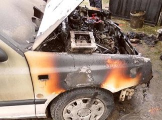 Цієї ночі на Ужгородщині горіла німецька іномарка