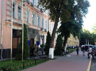 Вирізаний ліс на Закарпатті став причиною обшуку офісу ДПС в Києві