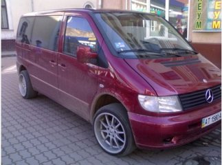 ДАІ потрібна допомога в пошуку вкраденого "Мерседеса"