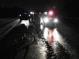 П’яний юнак на своєму автомобілі збив 23-річну дівчину