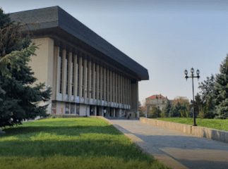 Закарпатців запрошують на "Гумористичну допомогу" в Ужгороді
