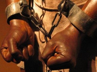 Чернігівчанка продала більше сотні своїх земляків в трудове рабство