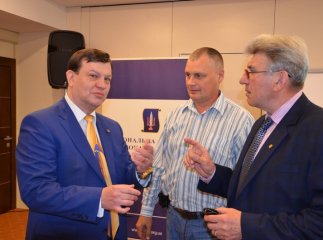 Адвокатура та її самоврядність