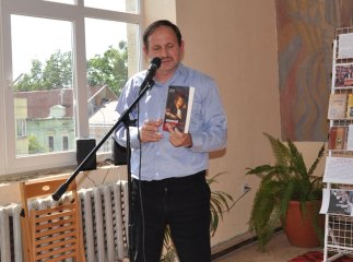"Всі, хто живуть не в Мукачеві – лише прикидаються, що живуть", – Мирослав Дочинець (ФОТО)