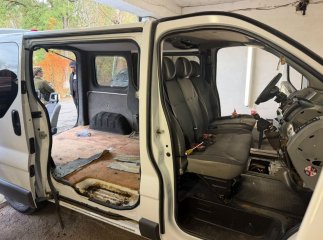 Закарпатка «позбулася» мікроавтобуса за 400 тисяч гривень через сигарети