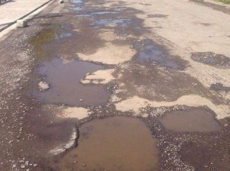 Жителі сіл Керецьки, Дусино та Березники мають намір сьогодні перекрити дорогу: названо причину