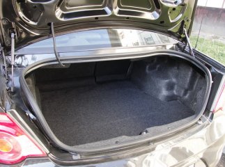 З мукачівських боржників гроші вибивають кулаками, а потім катають в багажнику