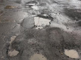 У соцмережах ужгородці скаржаться на жахливий стан вуличних доріг