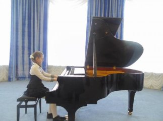 Мукачівка Олександра Макарова стала призеркою Міжнародного конкурсу інструментальної музики