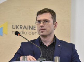 Чи будуть привілеї для вакцинованих проти коронавірусу українців: відповідь МОЗ