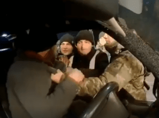 Силоміць витягували із машини: на КПП розгорівся конфлікт між митниками і водієм