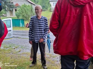 Пенсіонер, якого шукали в лісі на Мукачівщині, знайшовся