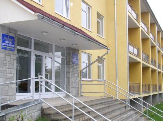 Обласна дитяча лікарня отримала нове медичне обладнання від американських благодійників