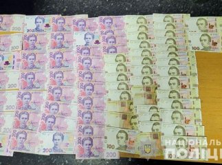 Група розбійників увірвалась у будинок, погрожувала ножем господині та забрала гроші