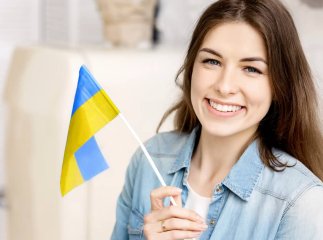 В українській мові є унікальні слова з трьома апострофами: які саме