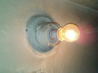 Ужгородці можуть залишитися без світла у під’їздах