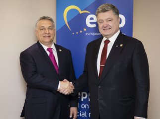 Порошенко зустрівся з Орбаном і висловив йому занепокоєння деякими заявами угорських урядовців