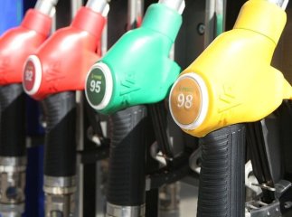 Нахабний мукачівець заправив авто і не розрахувався за пальне