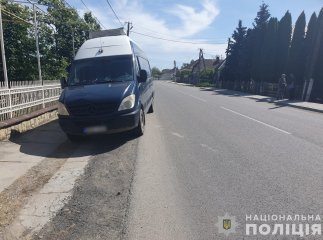 В області сталась аварія. Під колесами авто опинився 5-річний хлопчик В області сталась аварія. Під колесами авто опинився 5-річний хлопчик