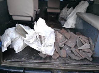 Біля Чорної Гори на Виноградівщині зловмисники навантажили в автомобіль 5 кубометрів бутового каменю