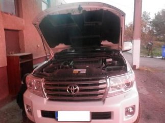 Словацький контрабандист невдало ввіз на територію України дорогу іномарку