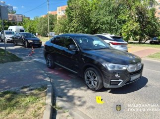 В Ужгороді BMW збив дівчинку на пішохідному переході