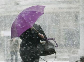 Закарпатський гідрометеоцентр повідомляє про штормове попередження