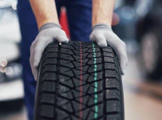 Які шини кращі на зиму — широкі чи вузькі: названо переваги та недоліки кожних