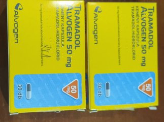 Закарпатські митники вилучають наркотичні речовини на кордоні