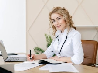 У Лікарні Святого Мартина запрацював онлайн-запис до лікарів: як скористатися сервісом