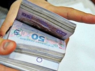 Ужгородець нахабно "обчистив" касу крамниці