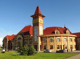 Чому на залізничному вокзалі в Ужгороді зранку було чимало правоохоронців та рятувальників