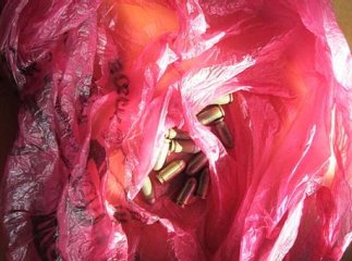 Ужгородські правоохоронці викрили продавця набоїв: що відомо про випадок