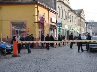 До Балог все ж дійшло, що вулицю Возз’єднання треба відкрити для автомобілів