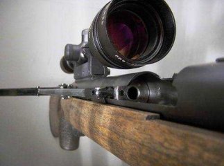 В Ужгороді серед білого дня закохані влаштували стрілянину