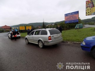 Двоє чоловіків намагалися пограбувати будинок, але їх застав господар