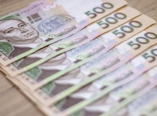 З 1 жовтня доведеться платити більше: українцям нагадали про важливі зміни