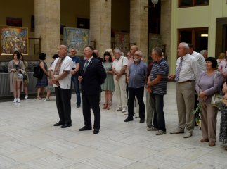 У фойє Закарпатської ОДА відкрили виставку художника Тараса Данилича
