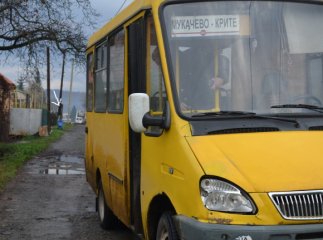 У Кольчині маршрутка збила 4 людей, водій запевняє, що у маршрутному таксі відмовили гальма (ФОТО)
