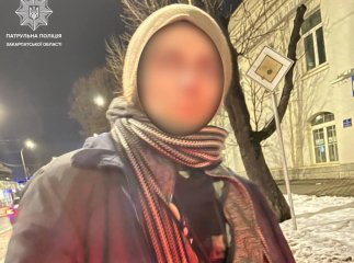 У центральній частині Ужгорода помітили підозрілого чоловіка