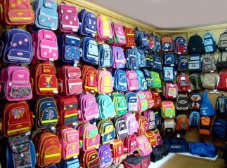 У Виноградові злодій поцупив з магазину шкільний рюкзак