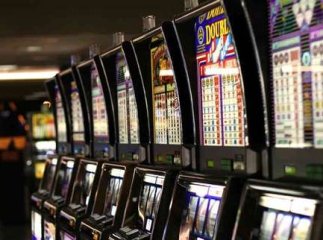 Через кілька годин мають припинити роботу всіх гральних закладів в Україні